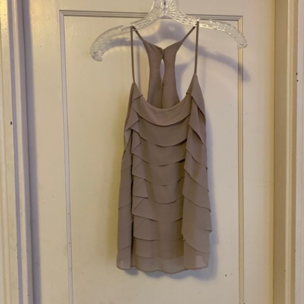 Sleeveless Racerback Blouse - Picture 4 of 5